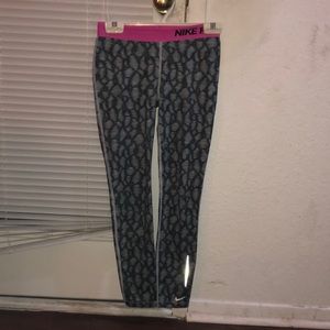 Nike pro leggings